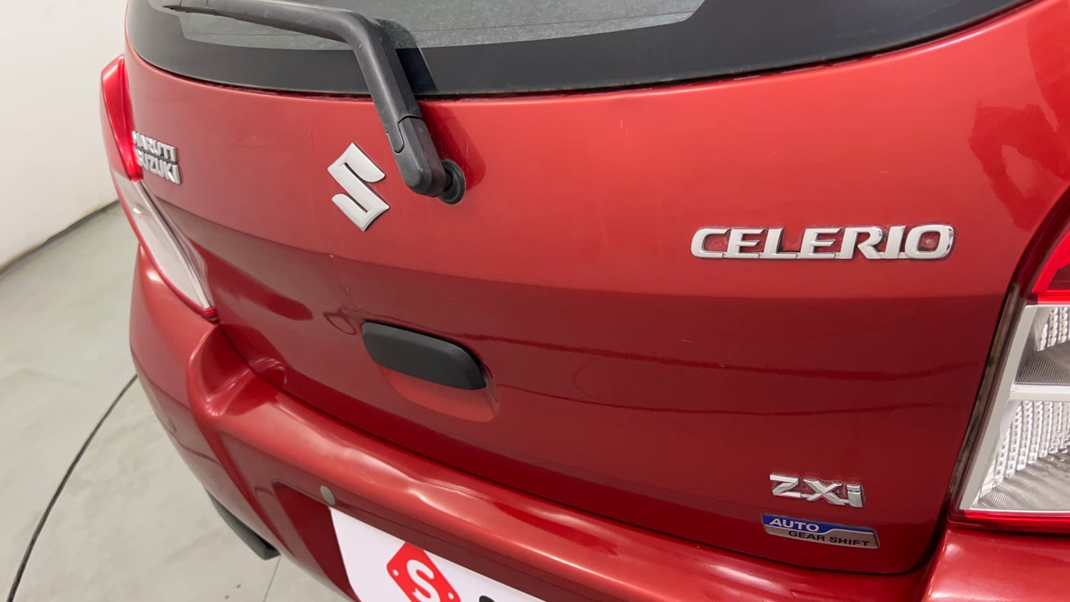 Used 2016 Maruti Suzuki Celerio ZXi AMT Petrol Automatic dents MINOR SCRATCH