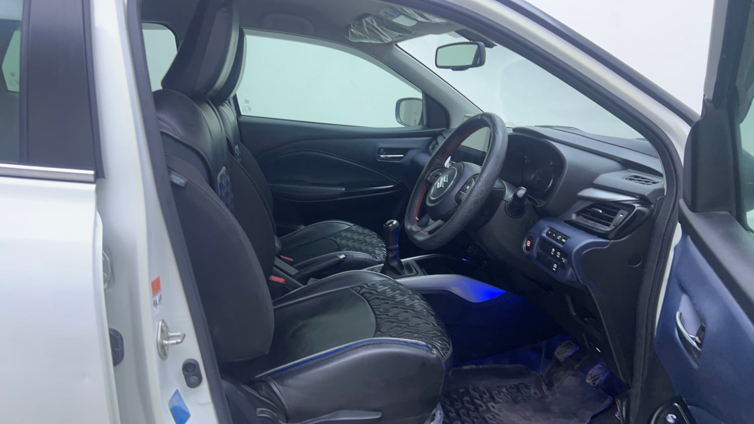 Used 2024 Maruti Suzuki Baleno Alpha MT Petrol Manual interior RIGHT SIDE FRONT DOOR CABIN VIEW