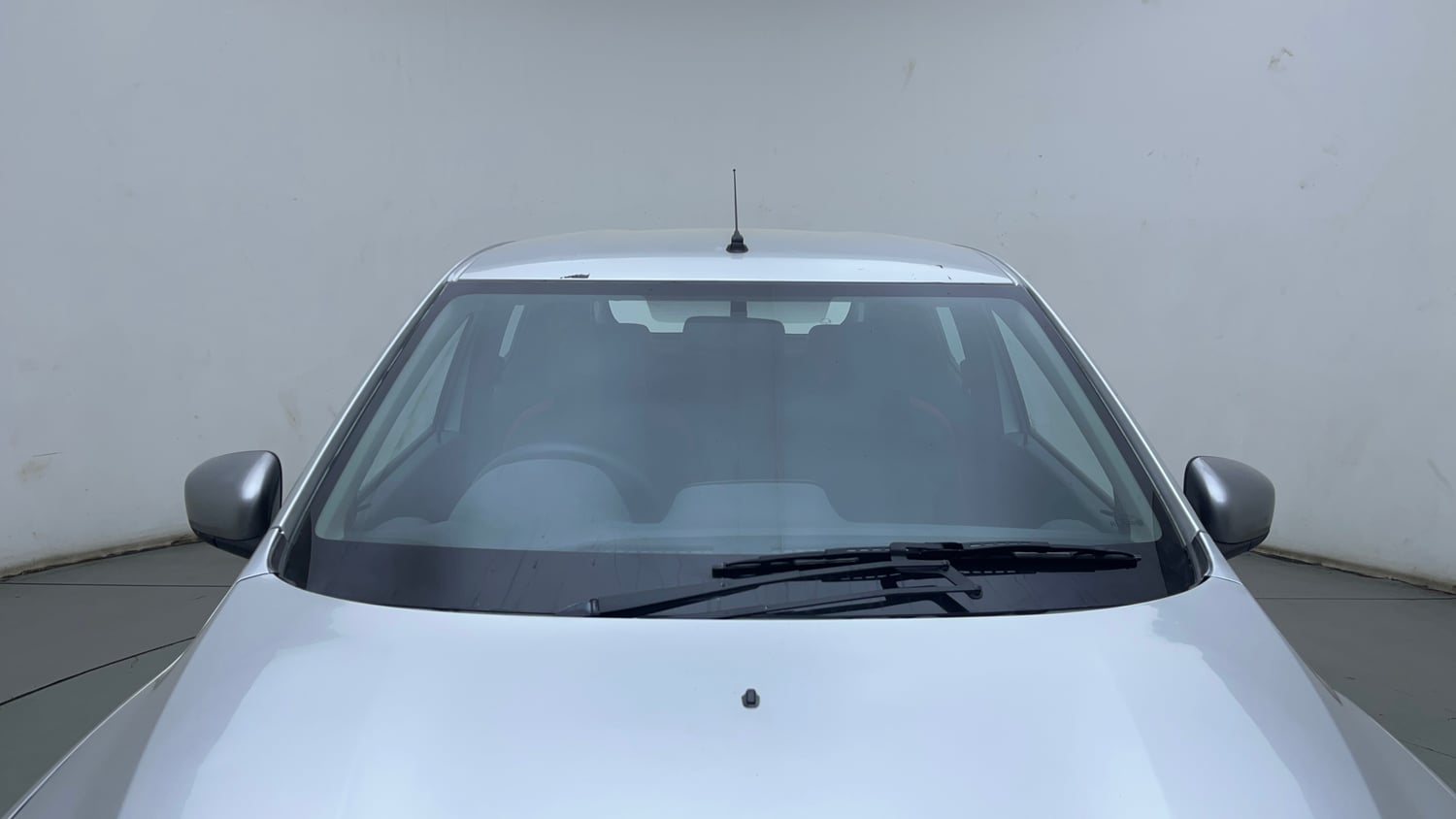 Used 2021 Renault Kwid RXT 1.0 Opt Petrol Manual exterior FRONT WINDSHIELD VIEW