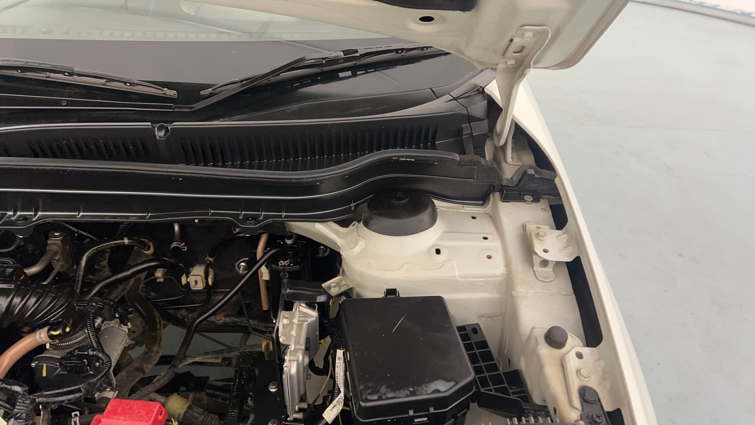 Used 2022 Toyota Urban Cruiser High Grade MT Petrol Manual engine ENGINE LEFT SIDE HINGE & APRON VIEW