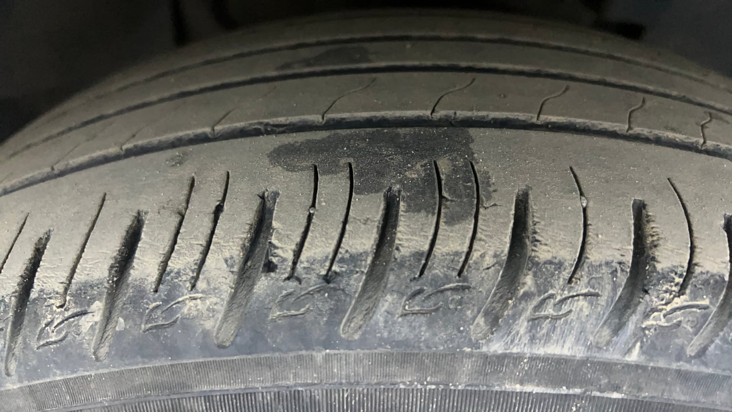 Used 2018 Tata Nexon XZA Plus Diesel Diesel Automatic tyres RIGHT FRONT TYRE TREAD VIEW