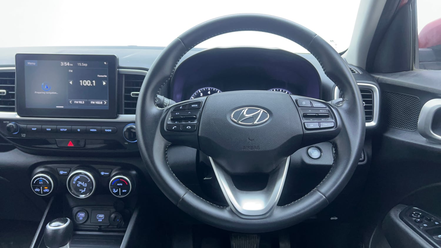 Used 2019 Hyundai Venue SX Plus 1.0 Turbo DCT Petrol Automatic interior STEERING VIEW