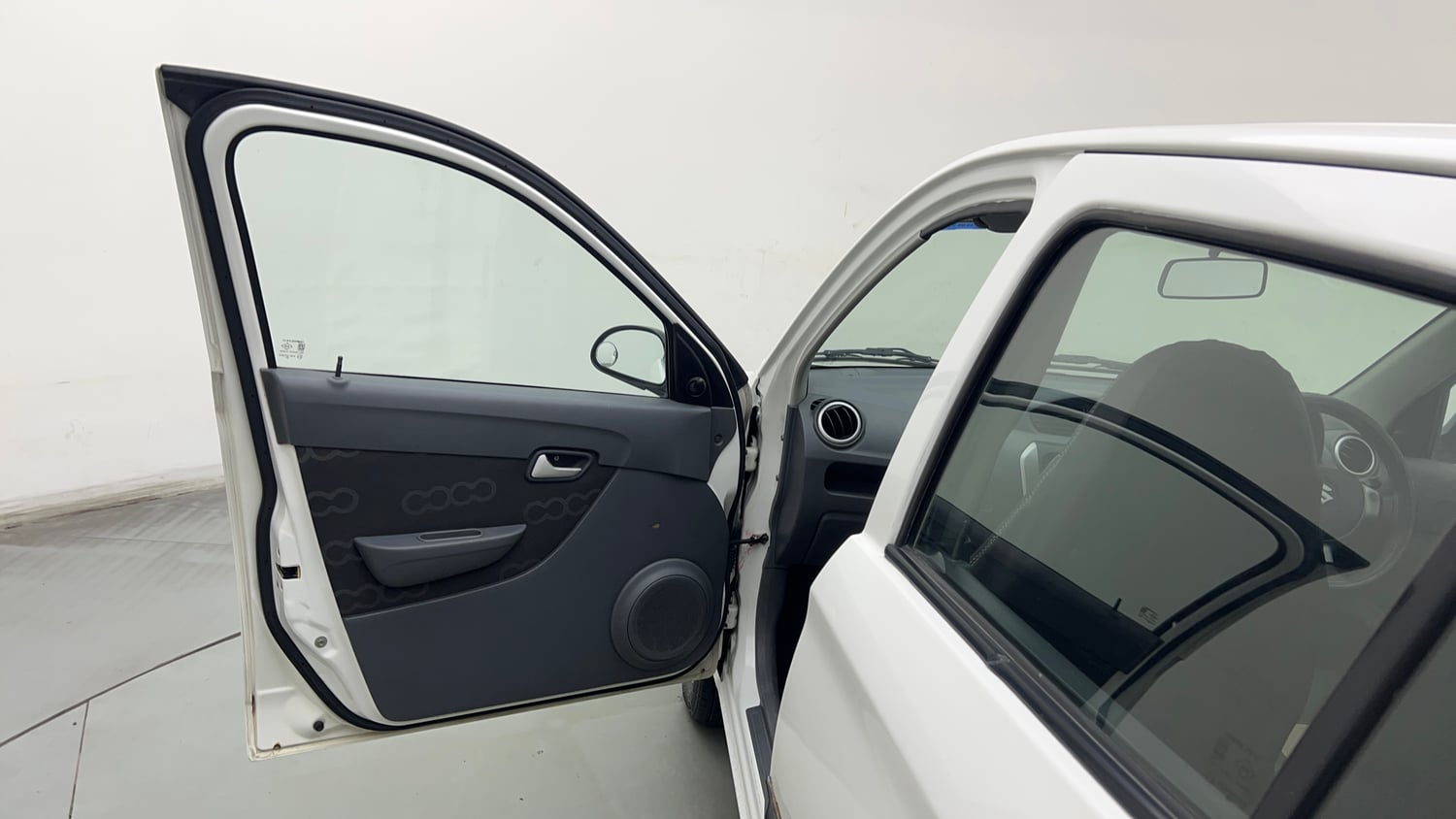 Used 2016 Maruti Suzuki Alto 800 Vxi Petrol Manual interior LEFT FRONT DOOR OPEN VIEW