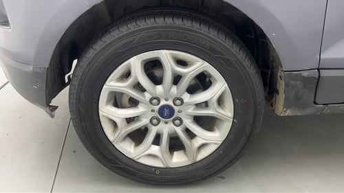 Used 2015 Ford EcoSport Titanium 1.5L Ti-VCT Petrol Manual tyres LEFT FRONT TYRE RIM VIEW