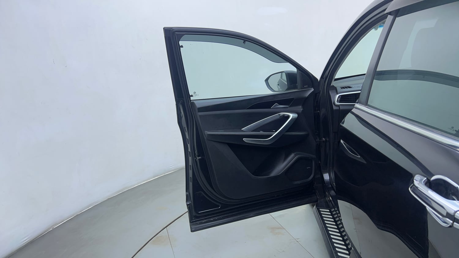 Used 2020 MG Motors Hector Sharp 2.0 Diesel Diesel Manual interior LEFT FRONT DOOR OPEN VIEW