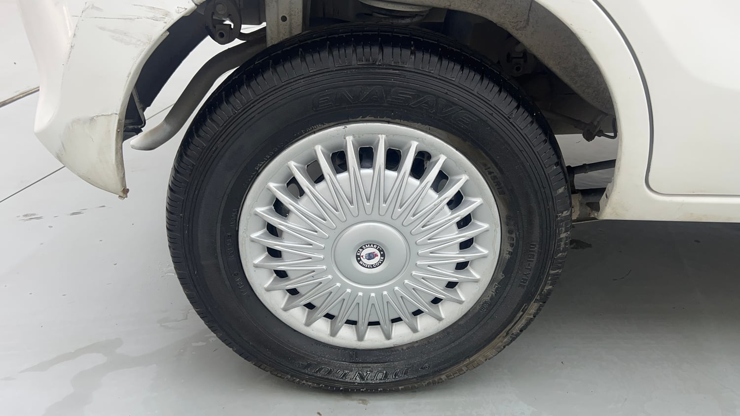 Used 2018 Maruti Suzuki Alto 800 LXi Petrol Manual tyres RIGHT REAR TYRE RIM VIEW