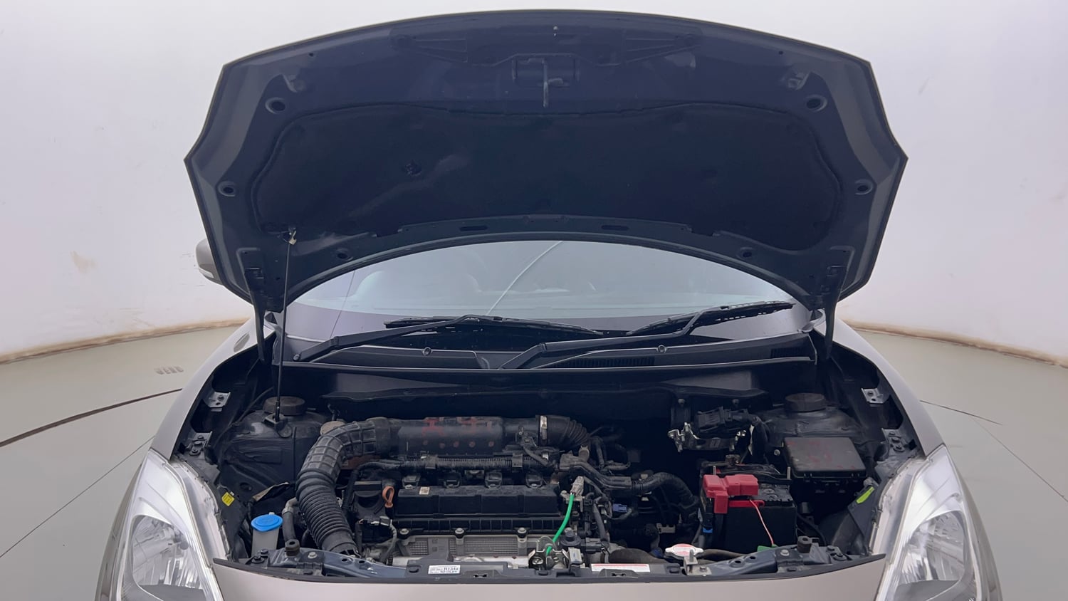 Used 2023 Maruti Suzuki Swift VXi Petrol Manual engine ENGINE & BONNET OPEN FRONT VIEW