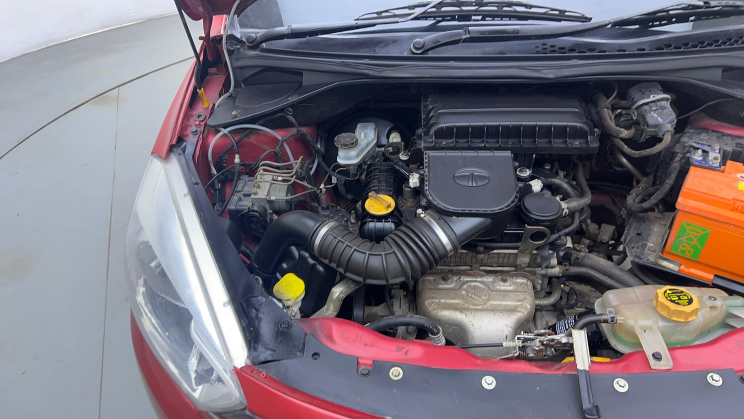 Used 2019 Tata Tiago Revotron XZ w/o Alloy Petrol Manual engine ENGINE RIGHT SIDE VIEW