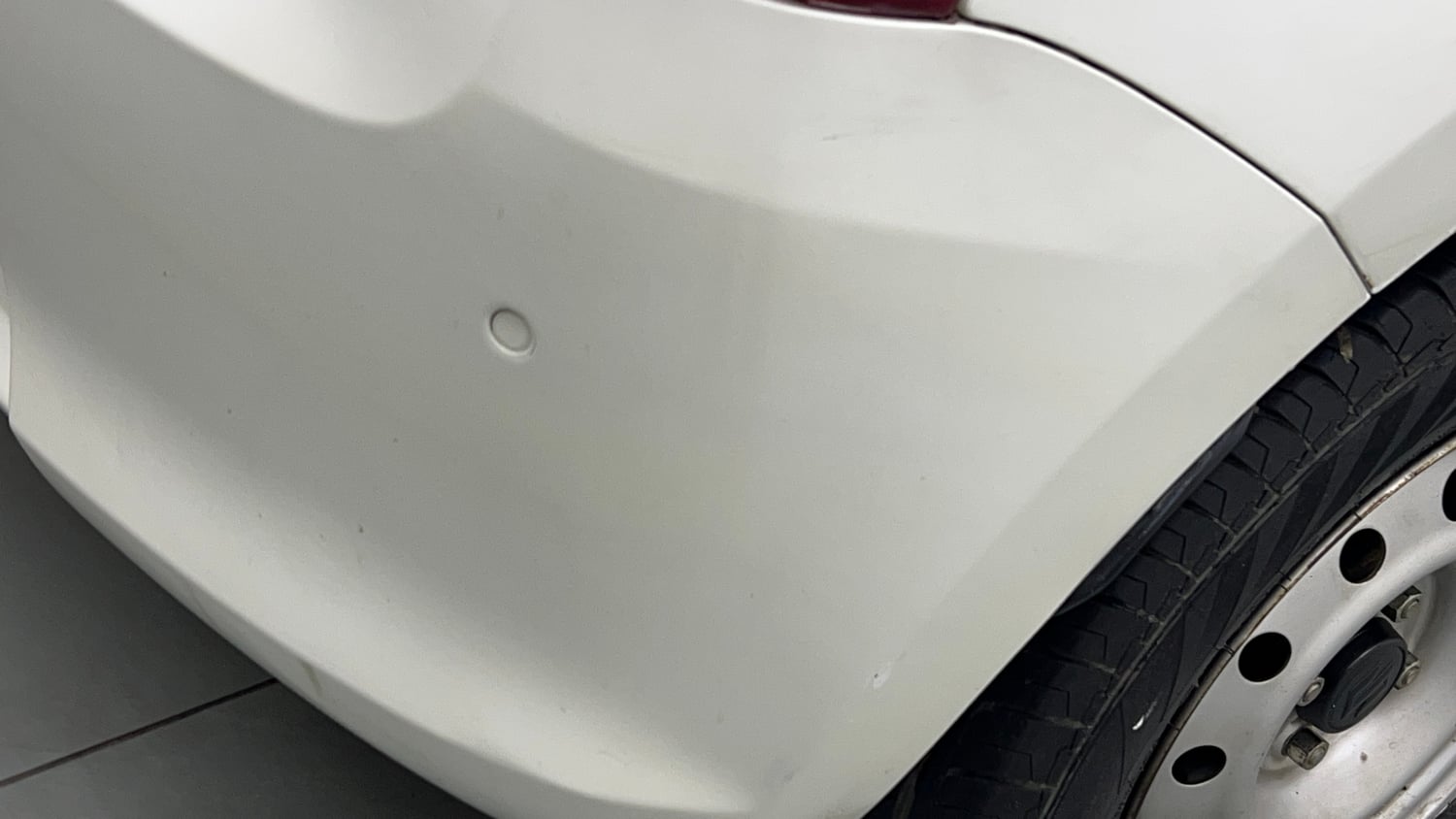 Used 2023 Maruti Suzuki Swift LXi Petrol Manual dents MINOR SCRATCH