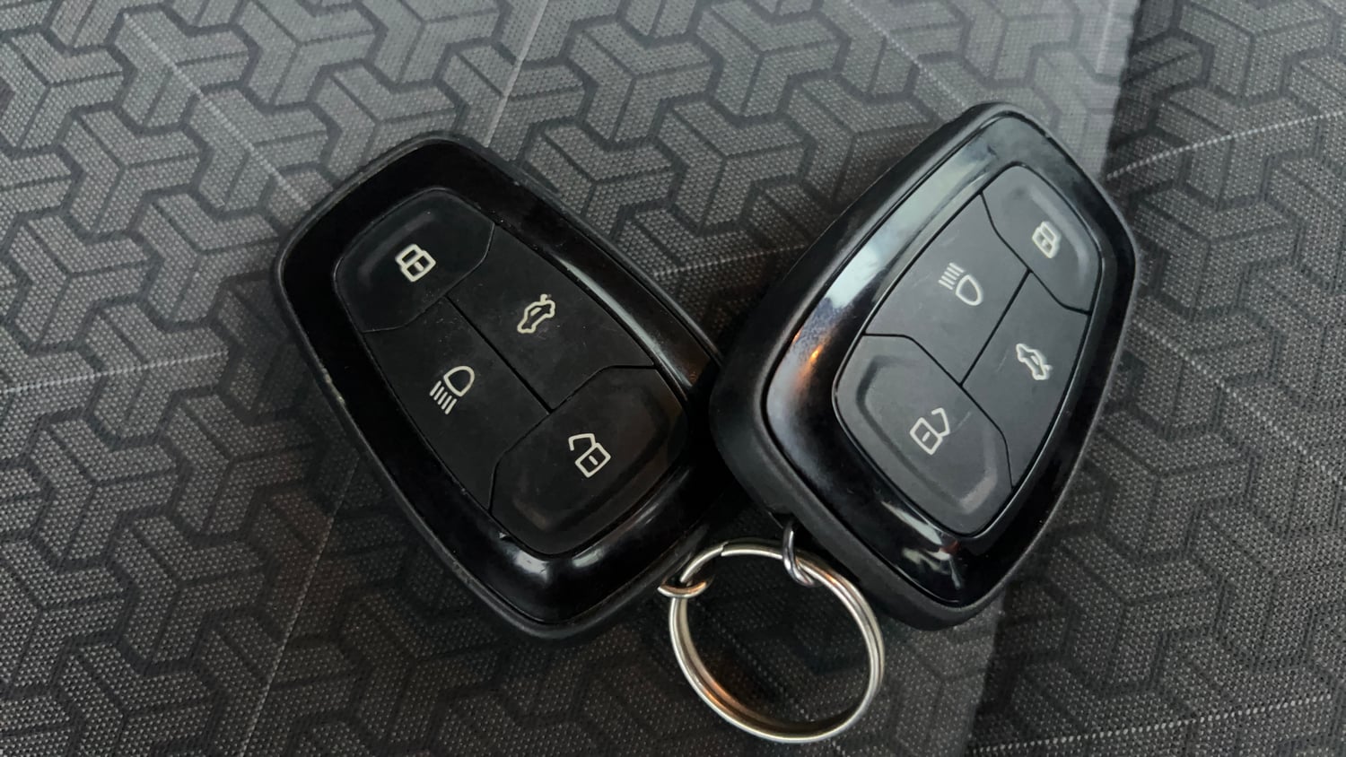 Used 2023 Tata Punch Creative Dual Tone AMT Petrol Automatic extra CAR KEY VIEW