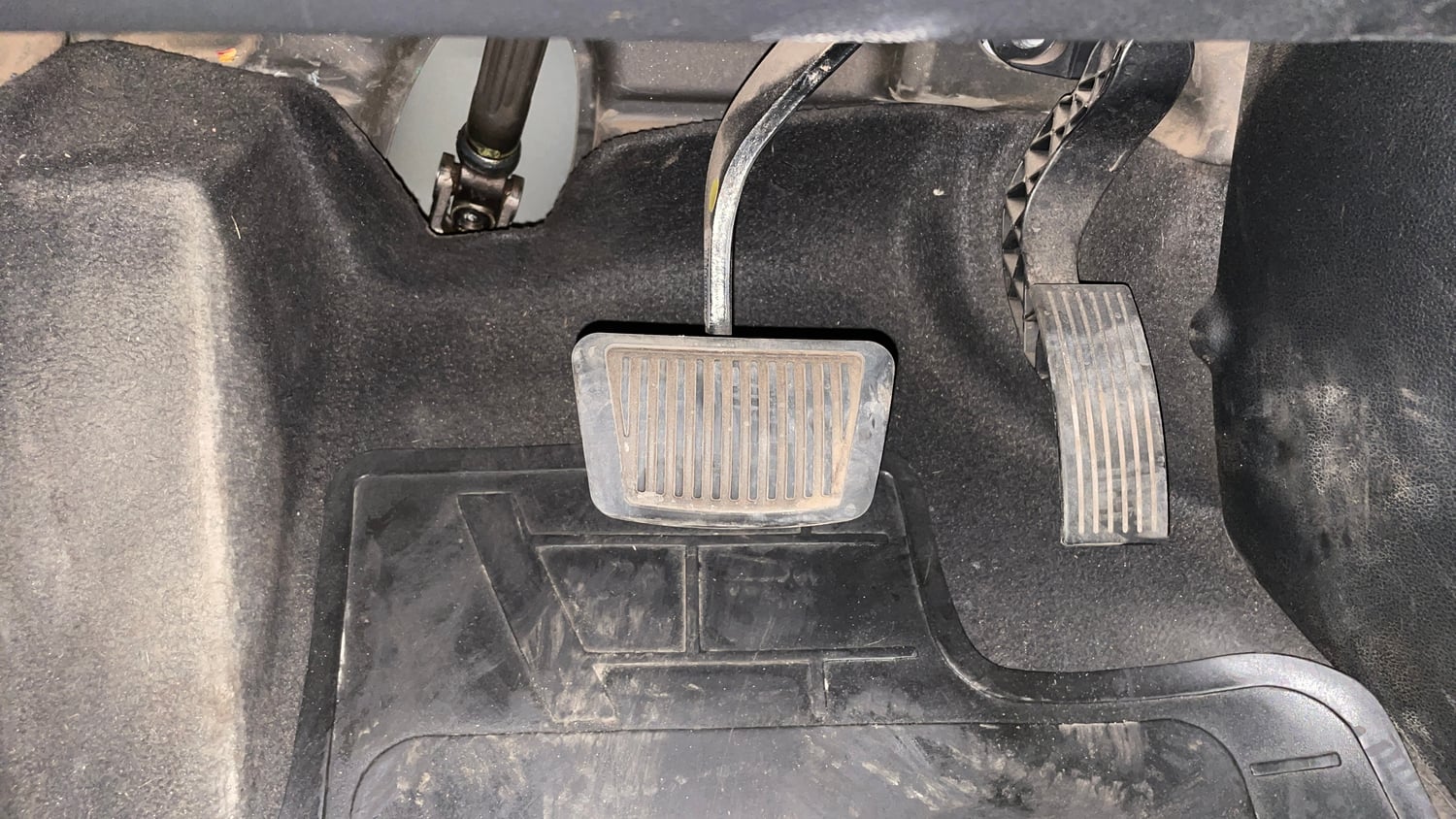Used 2019 Hyundai Venue SX Plus 1.0 Turbo DCT Petrol Automatic interior PEDALS VIEW