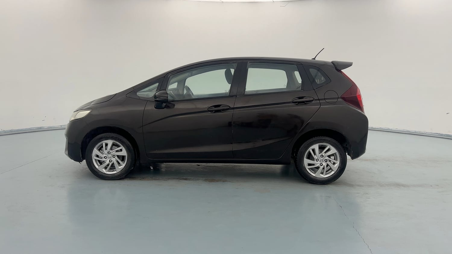 Used 2016 Honda Jazz VX Petrol Petrol Manual exterior LEFT SIDE VIEW