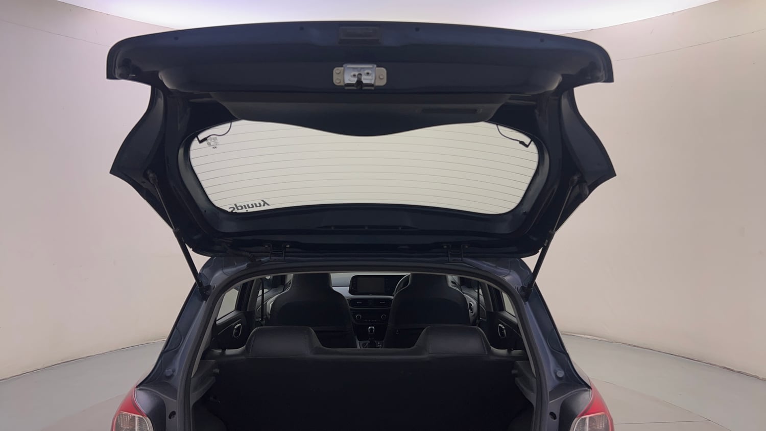 Used 2021 Hyundai Grand i10 Nios Sportz AMT 1.2 Kappa VTVT Petrol Automatic interior DICKY DOOR OPEN VIEW