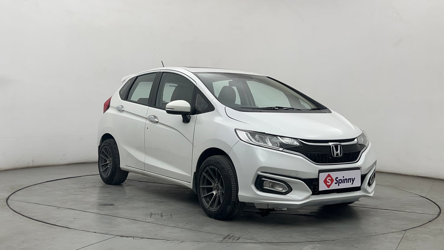 Used 2020 Honda Jazz ZX Petrol Manual exterior RIGHT FRONT CORNER VIEW