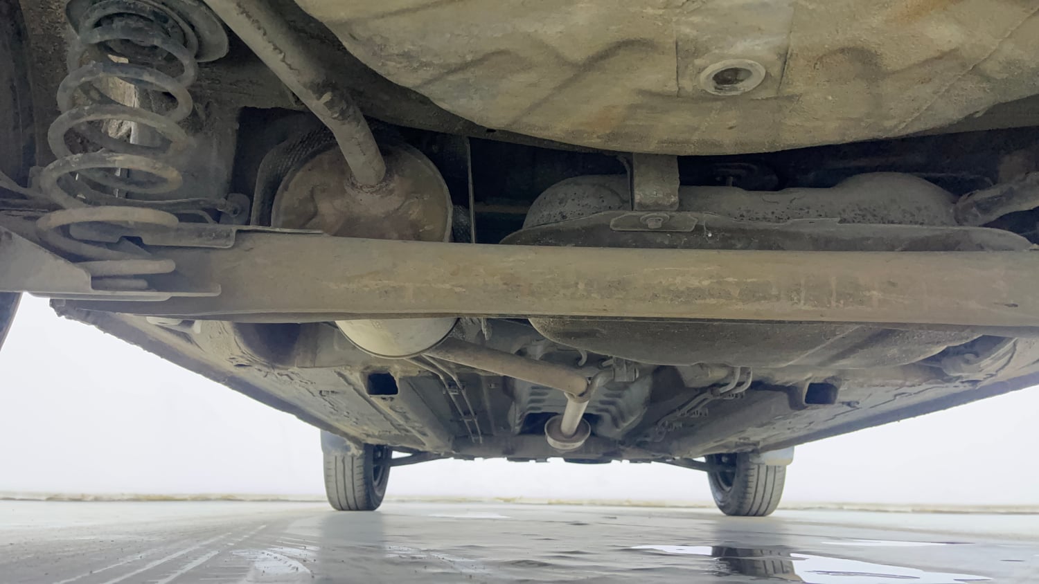 Used 2021 Renault Kwid RXT 1.0 Opt Petrol Manual extra REAR UNDERBODY VIEW (TAKEN FROM REAR)