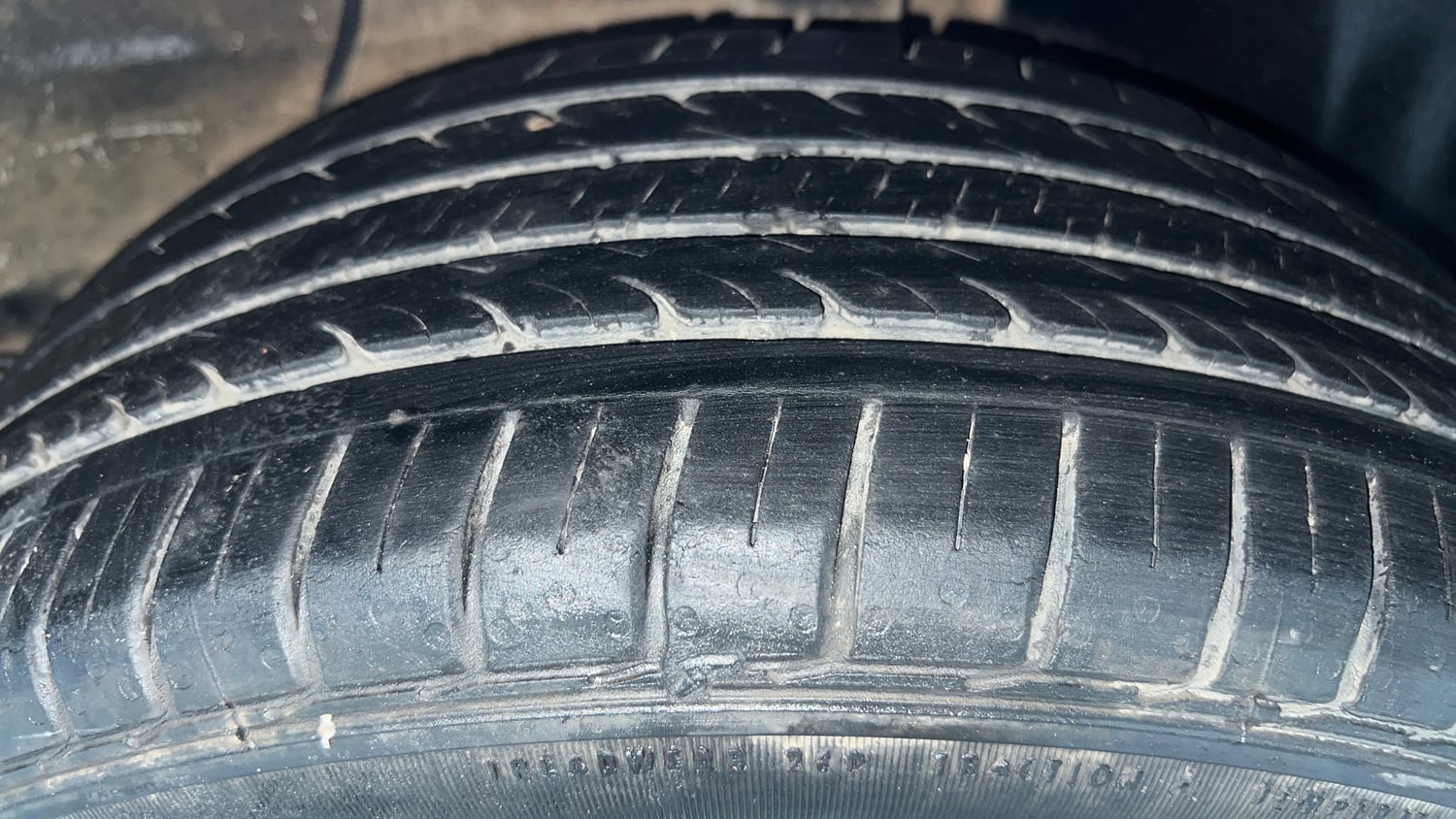 Used 2025 Tata Altroz Racer R2 Petrol Manual tyres LEFT REAR TYRE TREAD VIEW