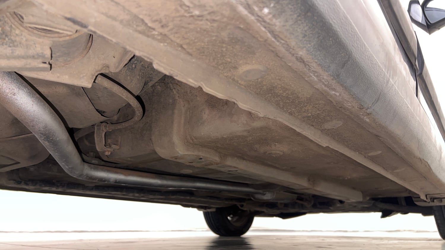Used 2017 Hyundai Grand i10 Sportz (O) AT 1.2 Kappa VTVT Petrol Automatic extra REAR RIGHT UNDERBODY VIEW