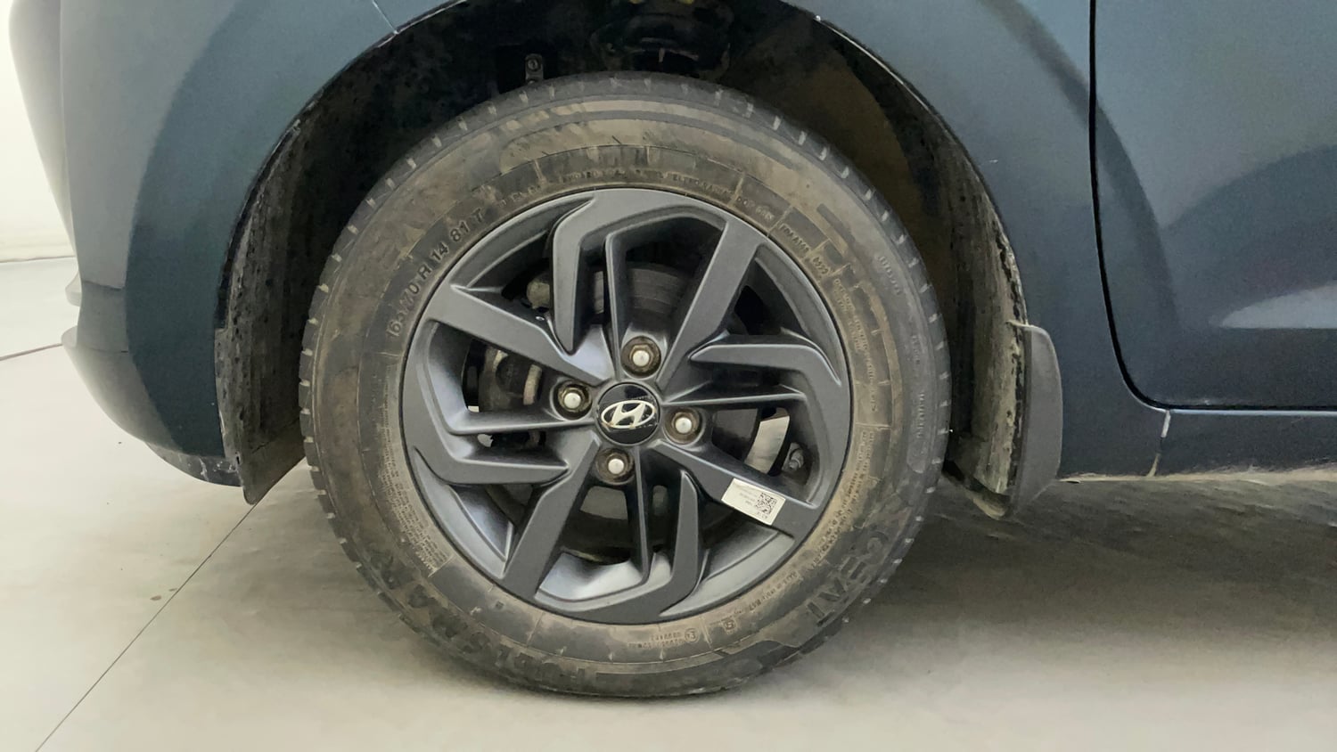 Used 2022 Hyundai Grand i10 Nios Sportz AMT 1.2 Kappa VTVT Petrol Automatic tyres LEFT FRONT TYRE RIM VIEW