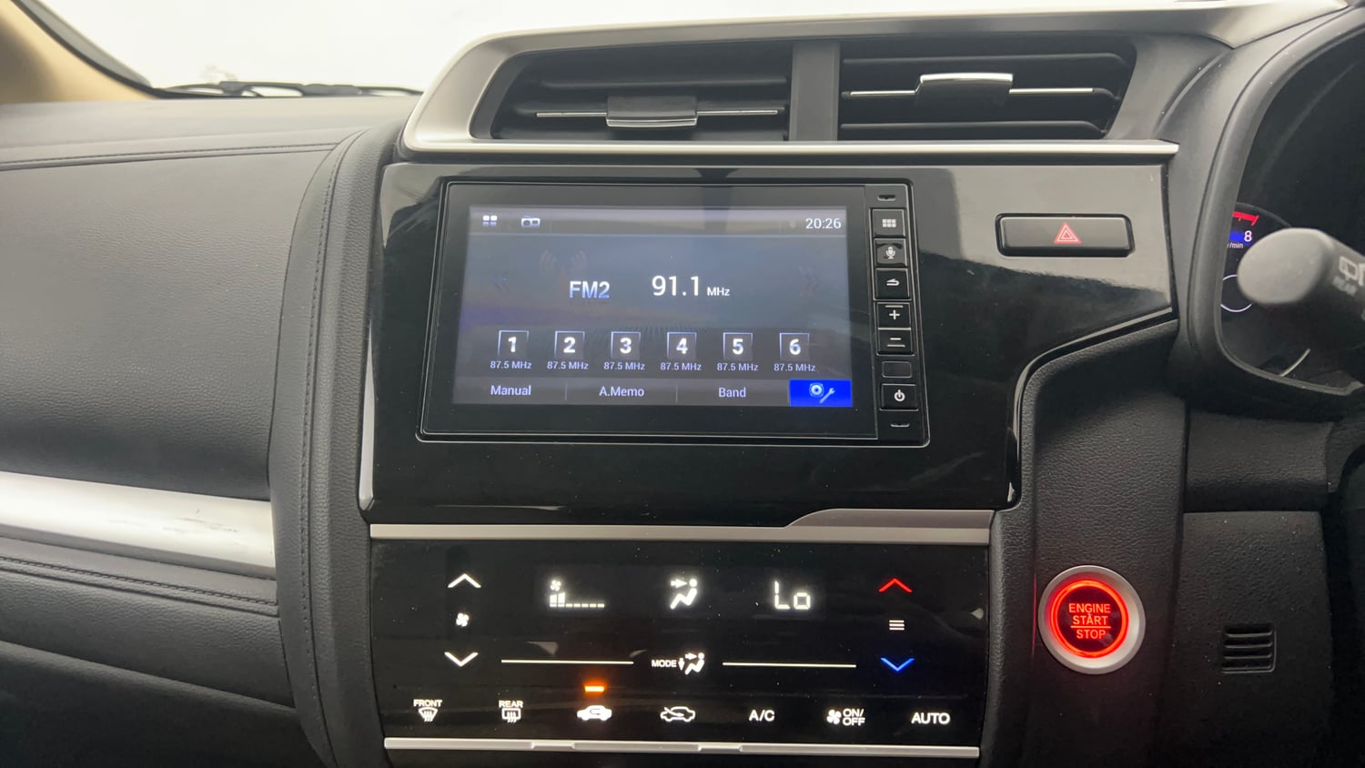 Used 2020 Honda Jazz ZX Petrol Manual interior MUSIC SYSTEM & AC CONTROL VIEW