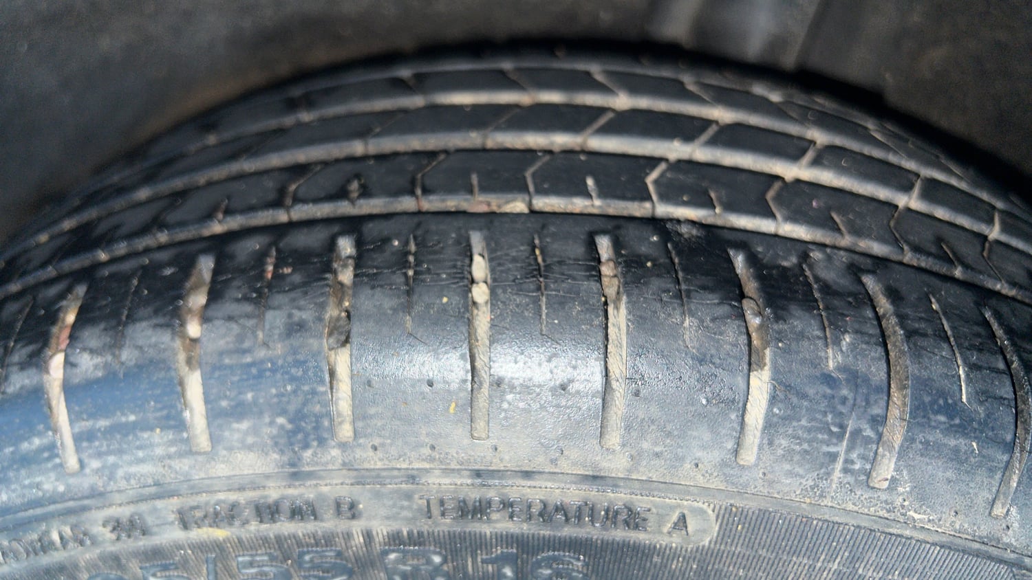 Used 2019 Maruti Suzuki Baleno Zeta Petrol Manual tyres LEFT REAR TYRE TREAD VIEW