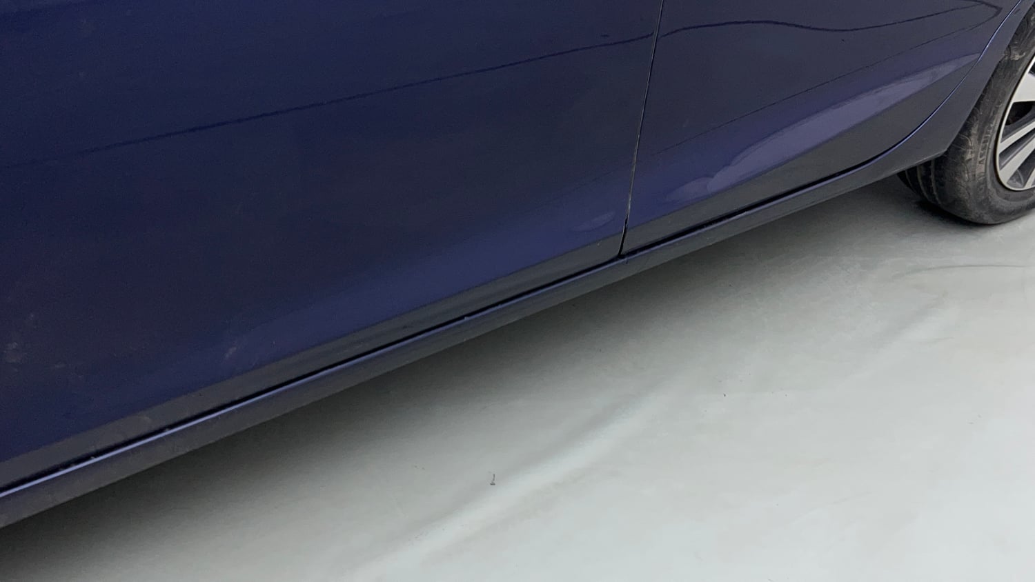 Used 2023 Honda City V Petrol MT Petrol Manual dents MINOR SCRATCH