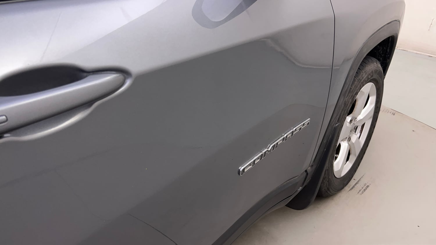 Used 2019 Jeep Compass Longitude (O) 1.4 Petrol AT Petrol Automatic dents MINOR DENT