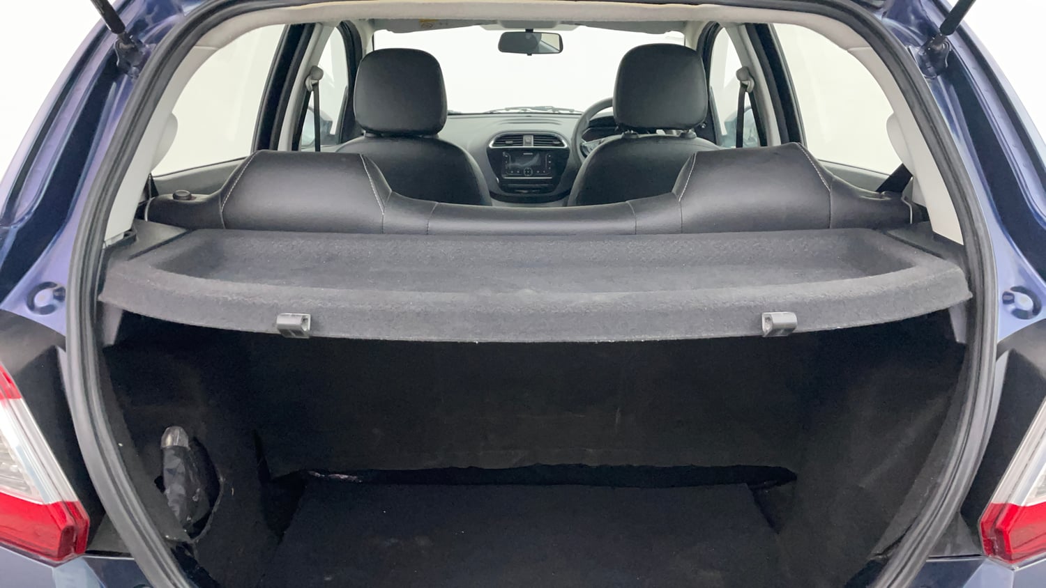 Used 2021 Tata Tiago XT Petrol Manual interior DICKY INSIDE VIEW