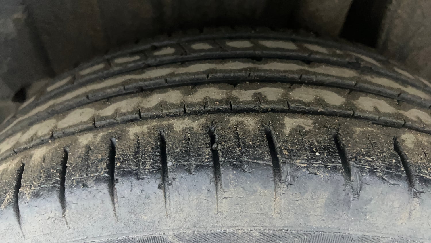 Used 2024 Maruti Suzuki Baleno Alpha MT Petrol Manual tyres LEFT REAR TYRE TREAD VIEW