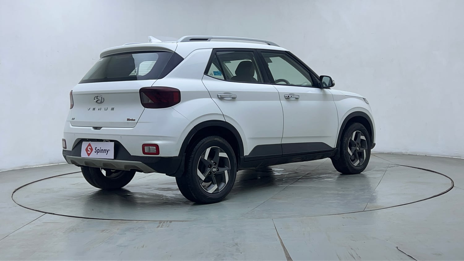 Used 2019 Hyundai Venue SX Plus 1.0 Turbo DCT Petrol Automatic exterior RIGHT REAR CORNER VIEW