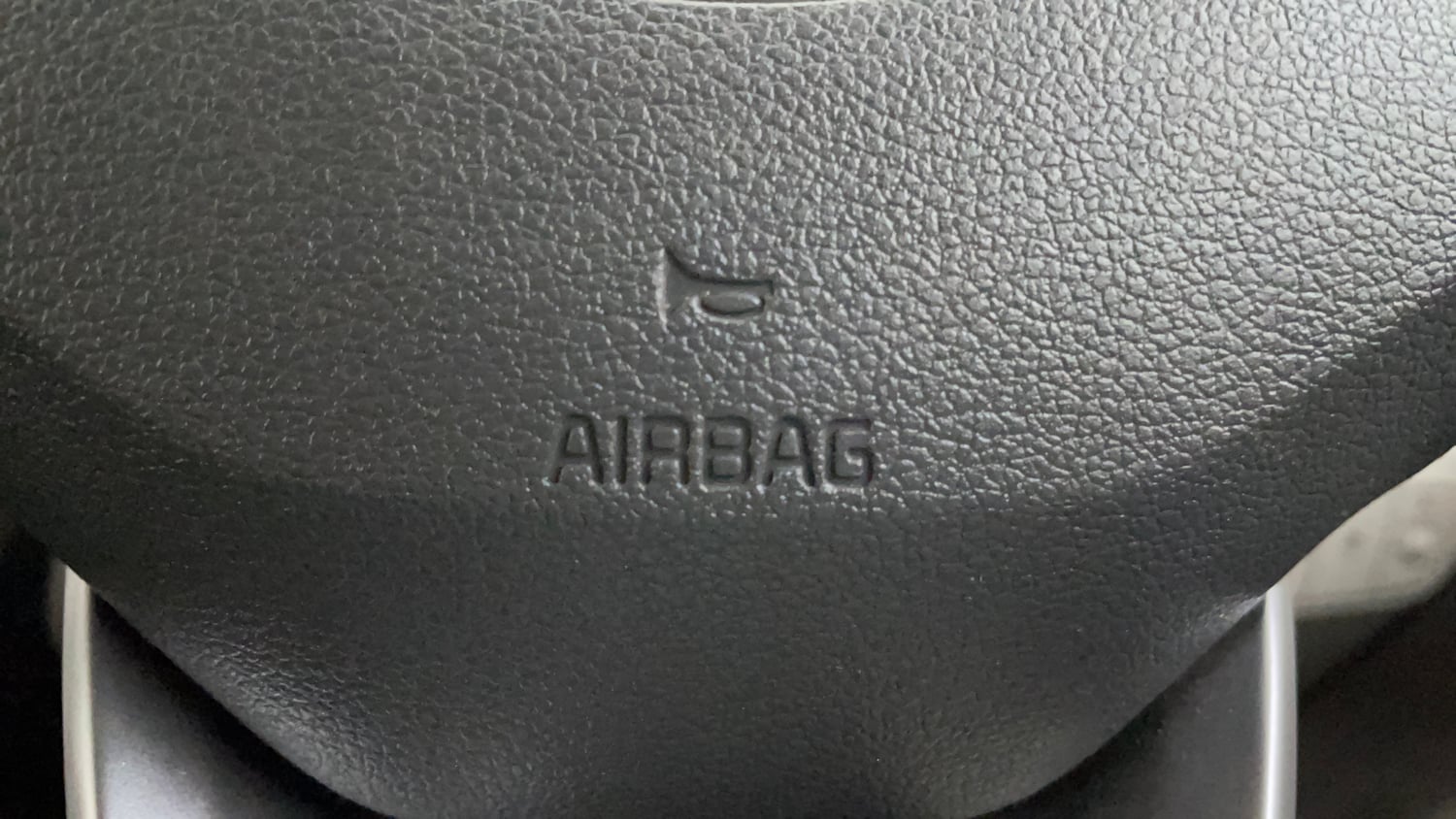 Used 2024 Hyundai Aura SX 1.2 (O) Petrol Petrol Manual top_features Airbags