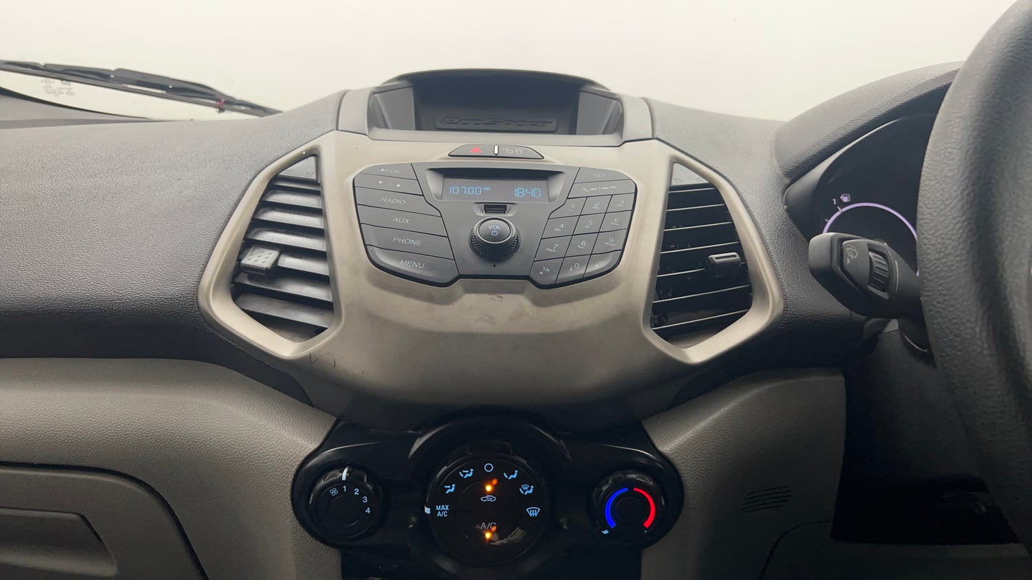 Used 2017 Ford EcoSport Ambiente 1.5L Ti-VCT Petrol Manual interior MUSIC SYSTEM & AC CONTROL VIEW