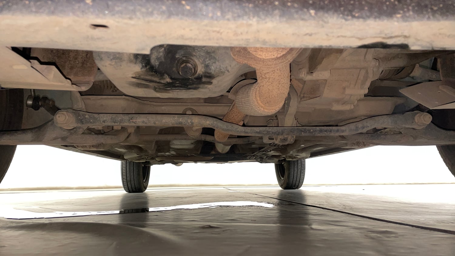 Used 2021 Tata Tiago XT Petrol Manual extra FRONT LEFT UNDERBODY VIEW