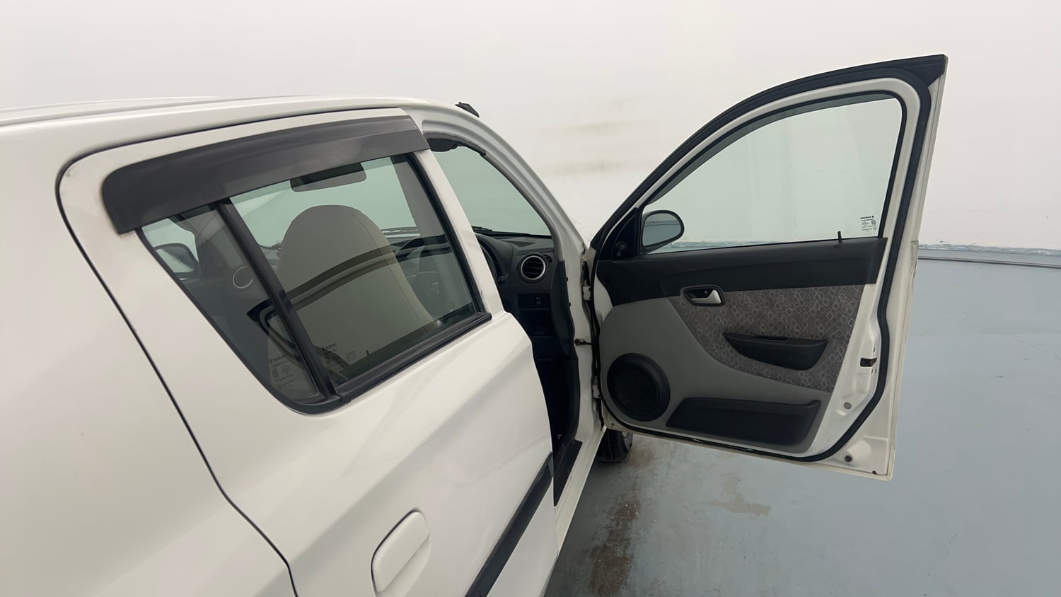 Used 2018 Maruti Suzuki Alto 800 VXi Petrol Manual interior RIGHT FRONT DOOR OPEN VIEW