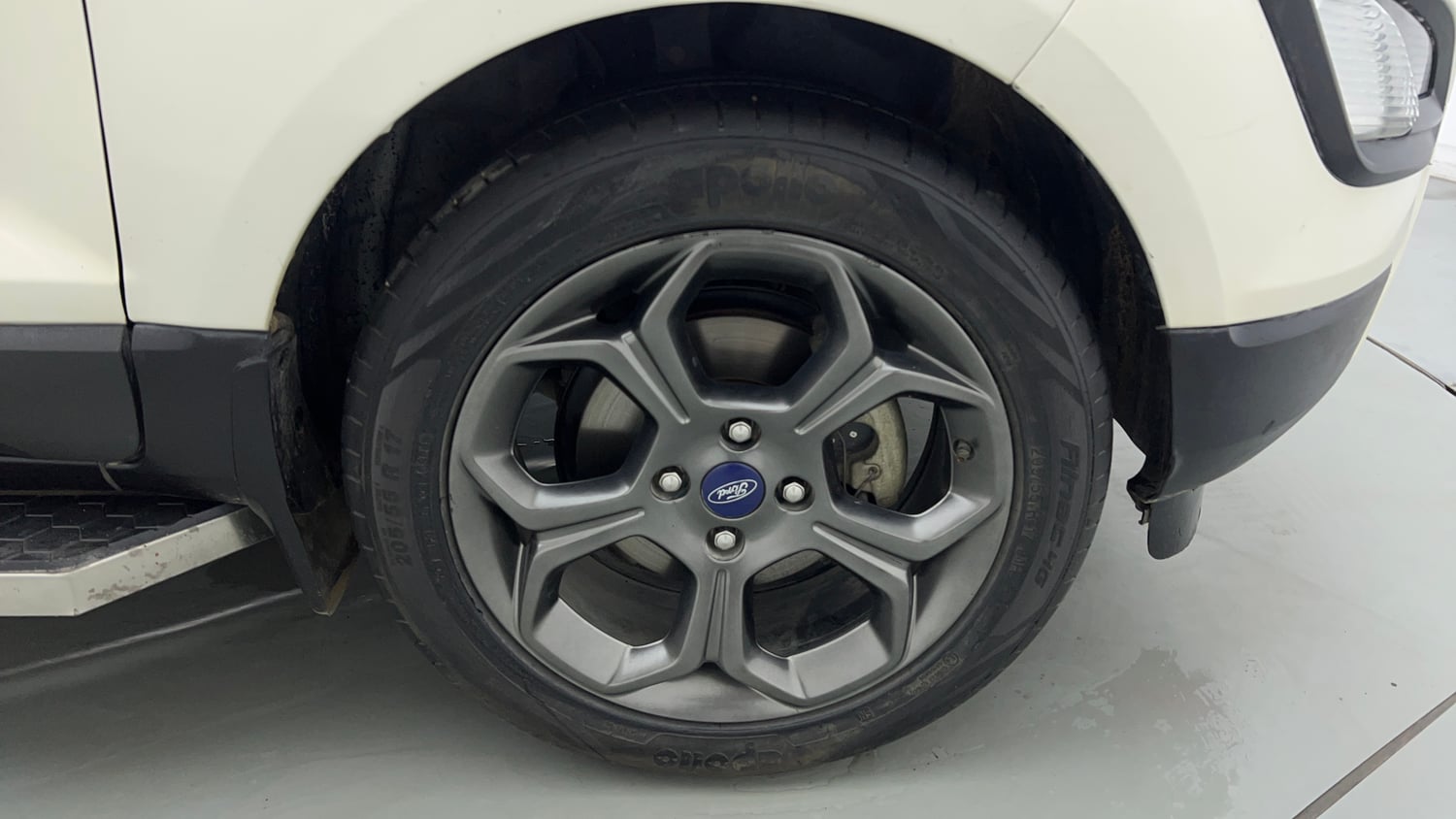 Used 2019 Ford EcoSport S Petrol Petrol Manual tyres RIGHT FRONT TYRE RIM VIEW