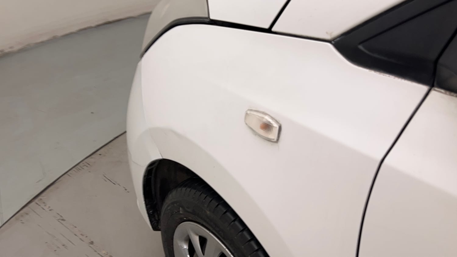 Used 2018 Hyundai Grand i10 Magna 1.2 Kappa VTVT Petrol Manual dents MINOR SCRATCH