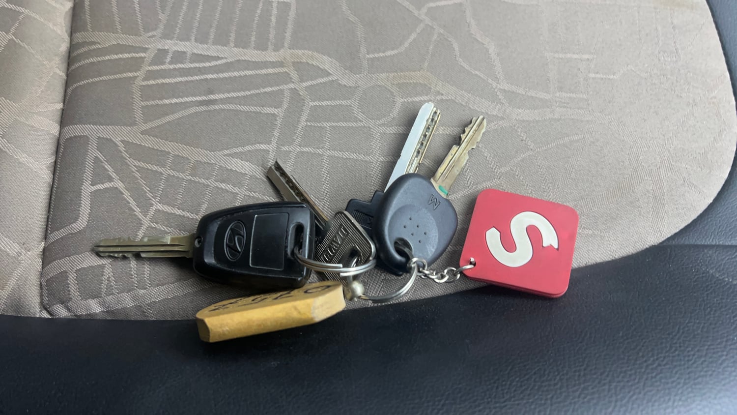 Used 2019 Hyundai Grand i10 Sportz 1.2 Kappa VTVT Petrol Manual extra CAR KEY VIEW