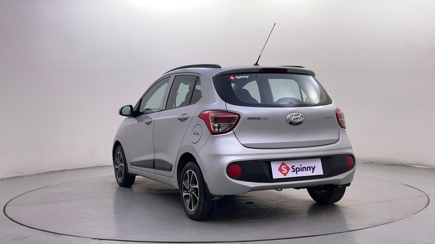 Used 2018 Hyundai Grand i10 Sportz AT 1.2 Kappa VTVT Petrol Automatic exterior LEFT REAR CORNER VIEW