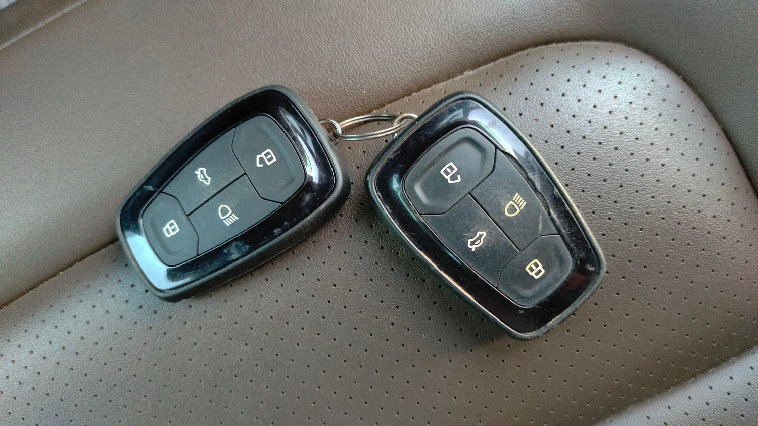 Used 2019 Tata Harrier XZ Diesel Manual extra CAR KEY VIEW