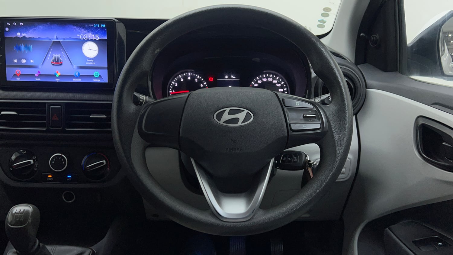 Used 2024 Hyundai Grand i10 Nios Era 1.2 Kappa Petrol Manual interior STEERING VIEW