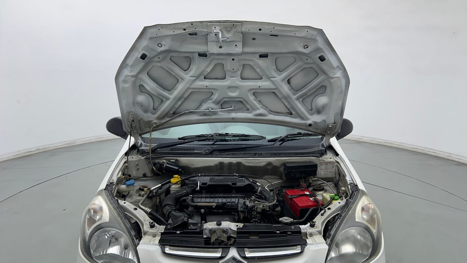 Used 2013 Maruti Suzuki Alto 800 Vxi Petrol Manual engine ENGINE & BONNET OPEN FRONT VIEW