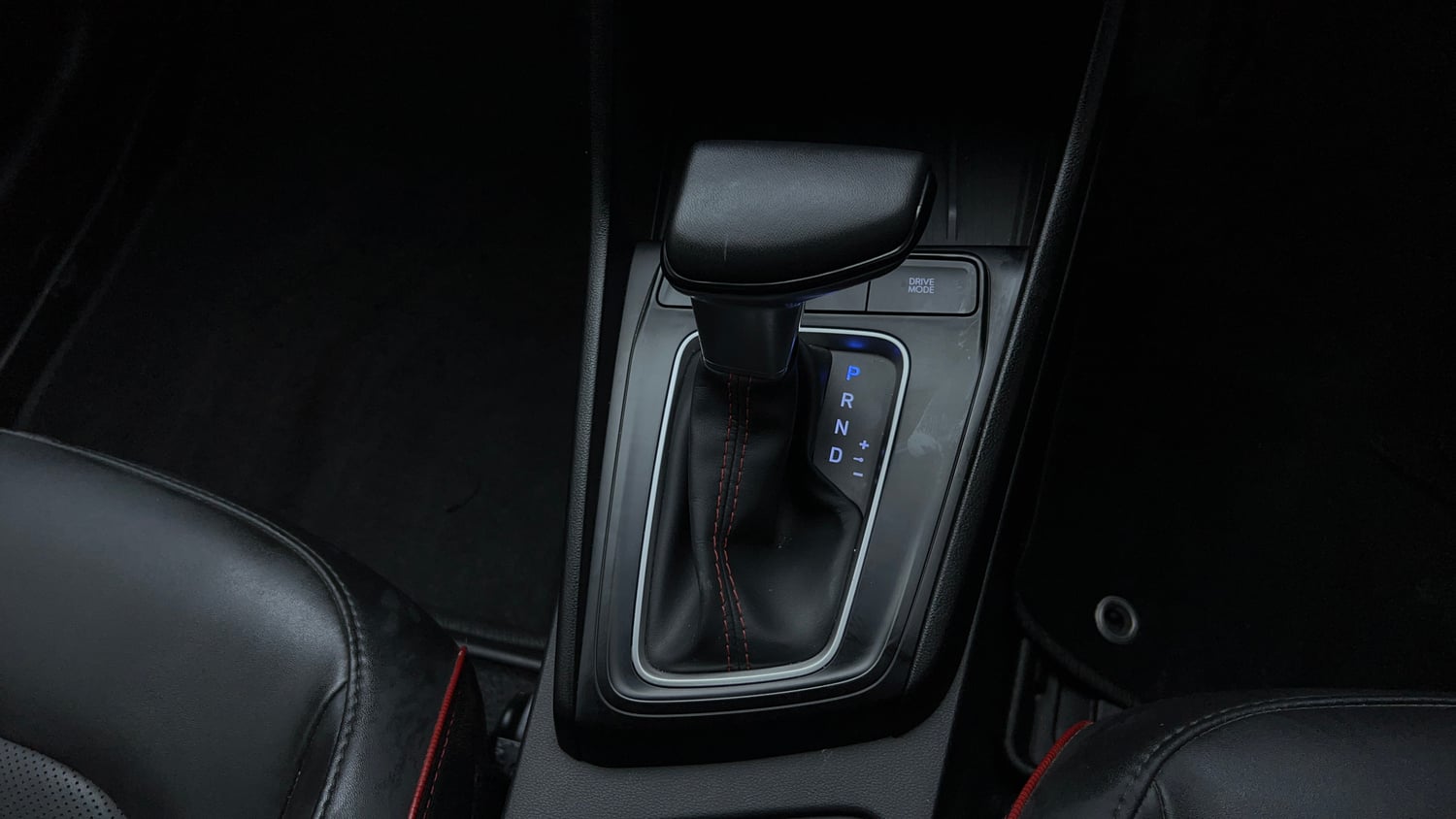 Used 2023 Hyundai Verna SX (O) 1.5 Turbo Petrol DCT Petrol Automatic interior GEAR  KNOB VIEW