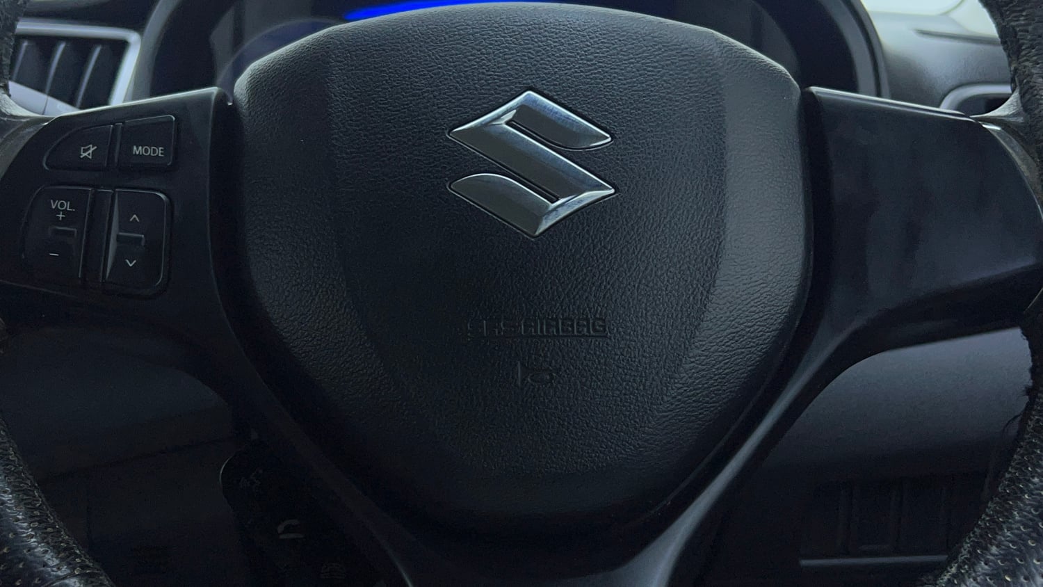 Used 2019 Maruti Suzuki Baleno Zeta Petrol Manual top_features Airbags