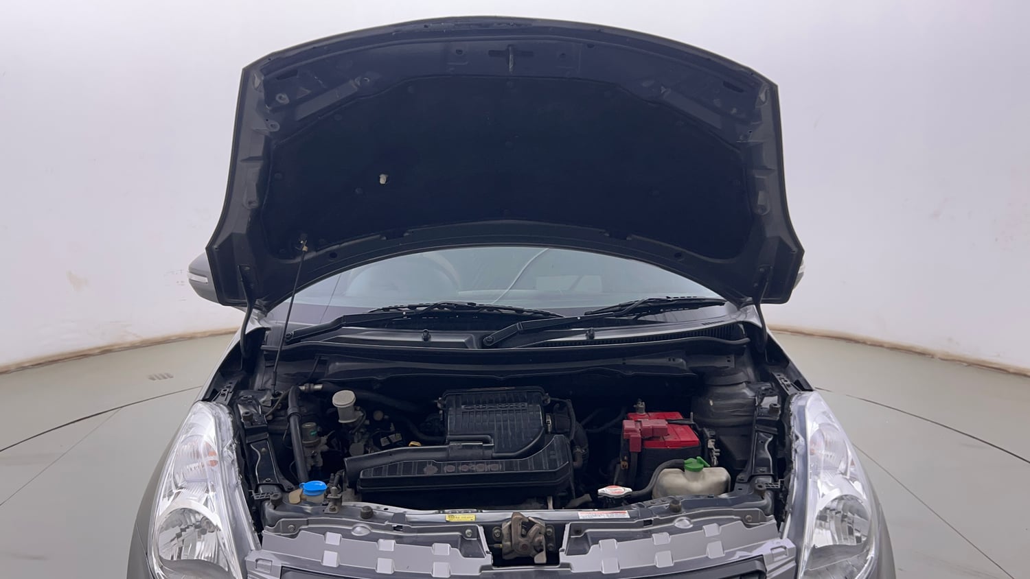 Used 2012 Maruti Suzuki Swift VXi Petrol Manual engine ENGINE & BONNET OPEN FRONT VIEW