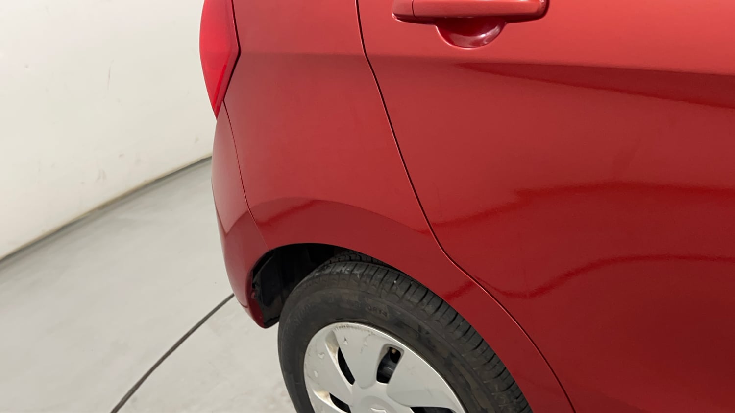 Used 2016 Maruti Suzuki Celerio ZXi AMT Petrol Automatic dents MINOR DENT