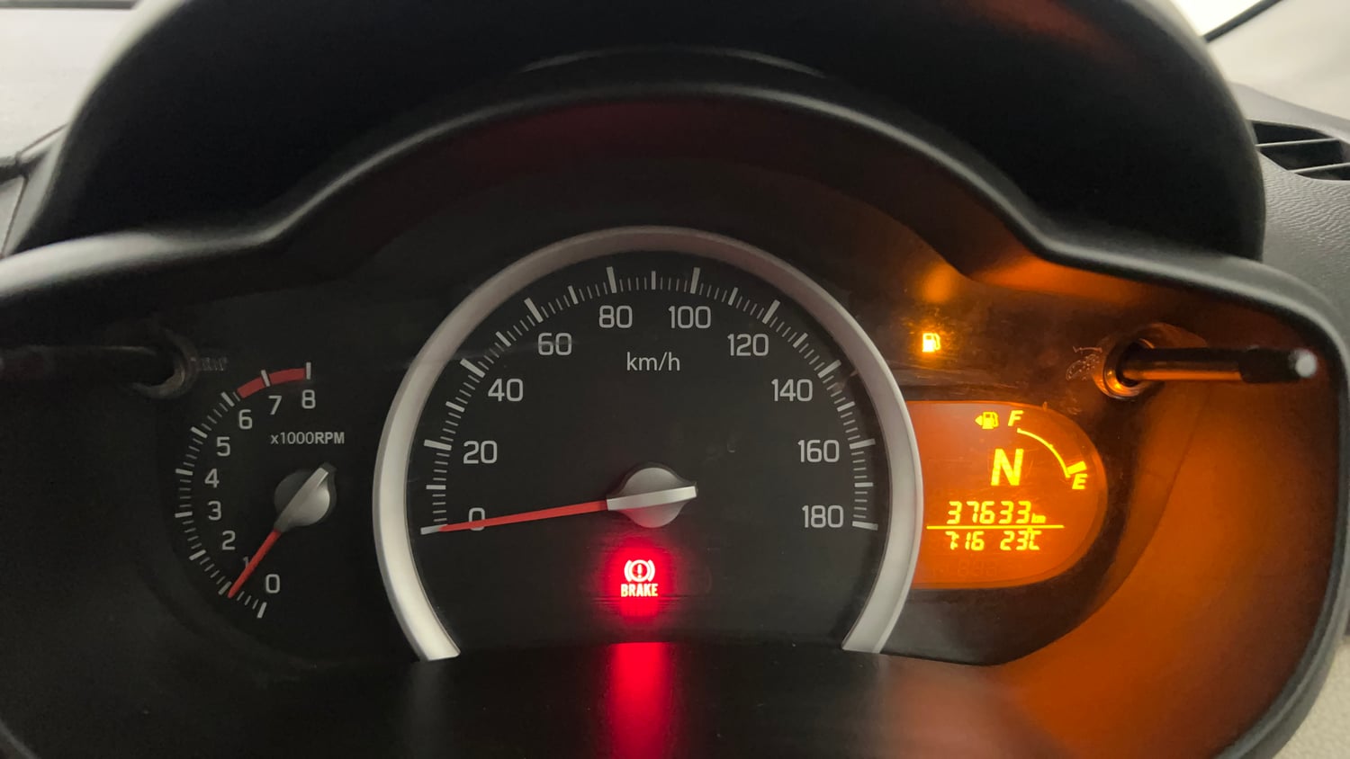 Used 2016 Maruti Suzuki Celerio ZXi AMT Petrol Automatic interior CLUSTERMETER VIEW