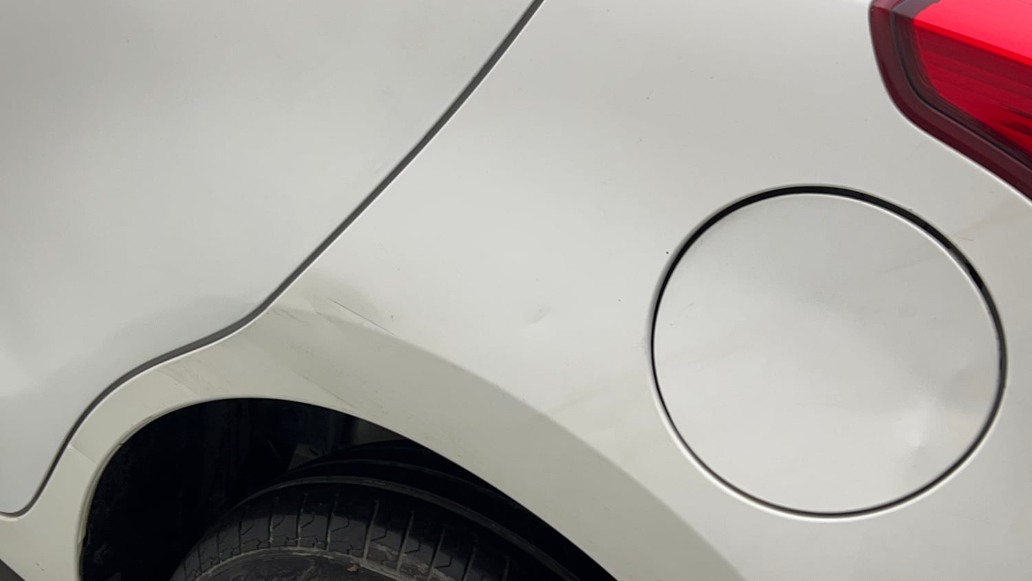 Used 2023 Maruti Suzuki Swift LXi Petrol Manual dents MINOR DENT