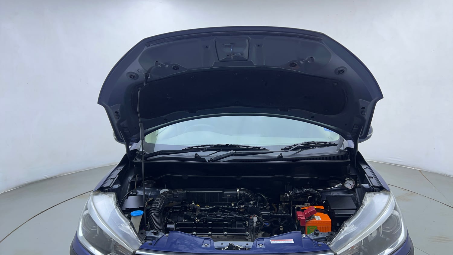 Used 2021 Maruti Suzuki Ertiga VXi CNG Cng Manual engine ENGINE & BONNET OPEN FRONT VIEW