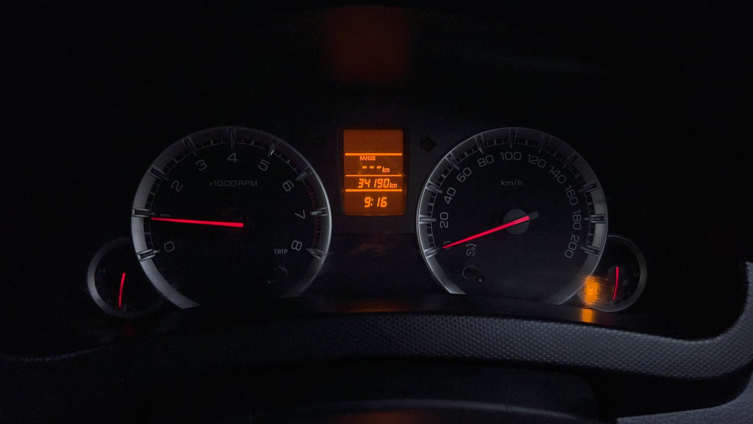 Used 2014 Maruti Suzuki Swift VXi Petrol Manual interior CLUSTERMETER VIEW