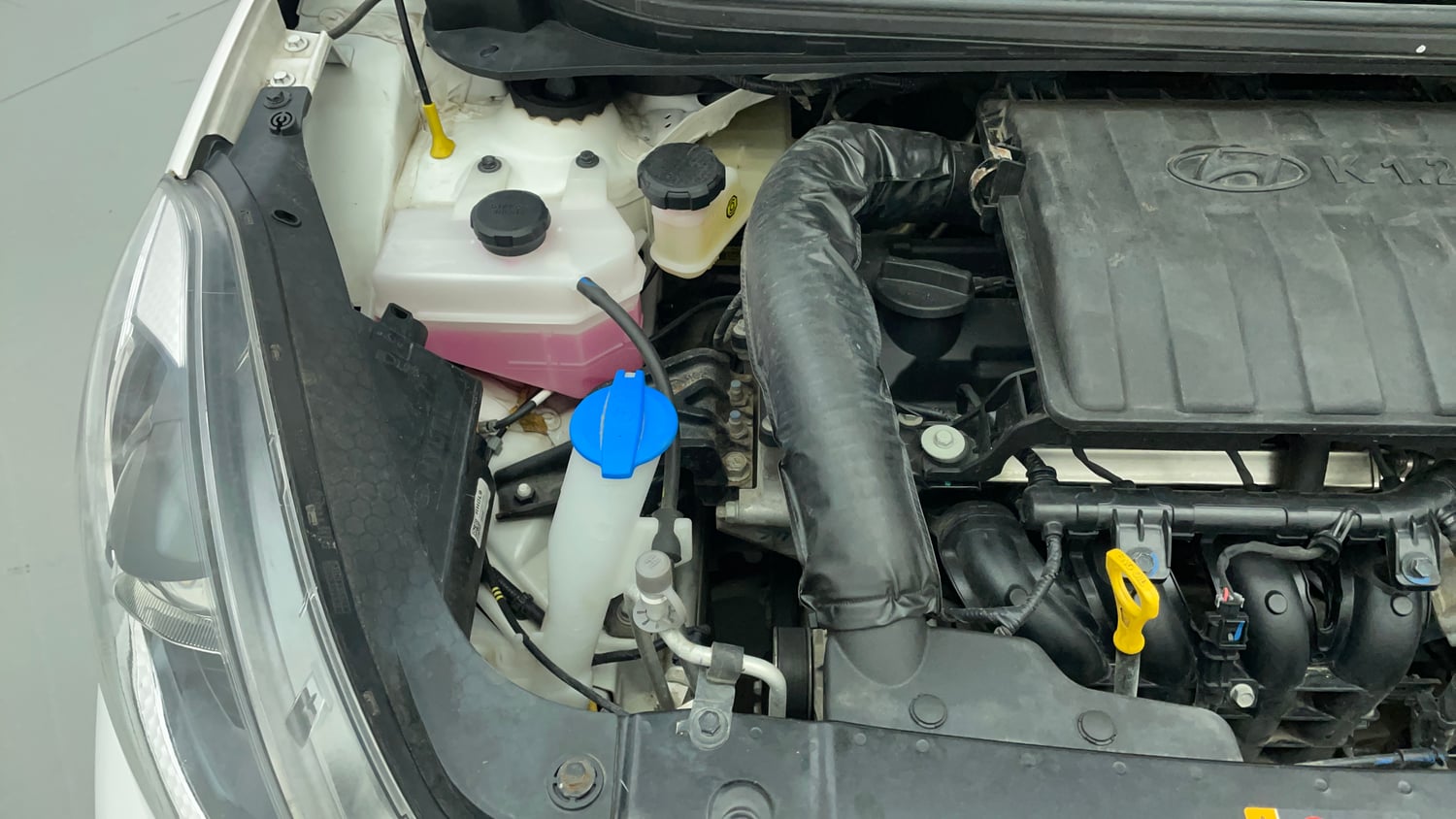 Used 2024 Hyundai Aura SX 1.2 (O) Petrol Petrol Manual engine ENGINE RIGHT SIDE VIEW