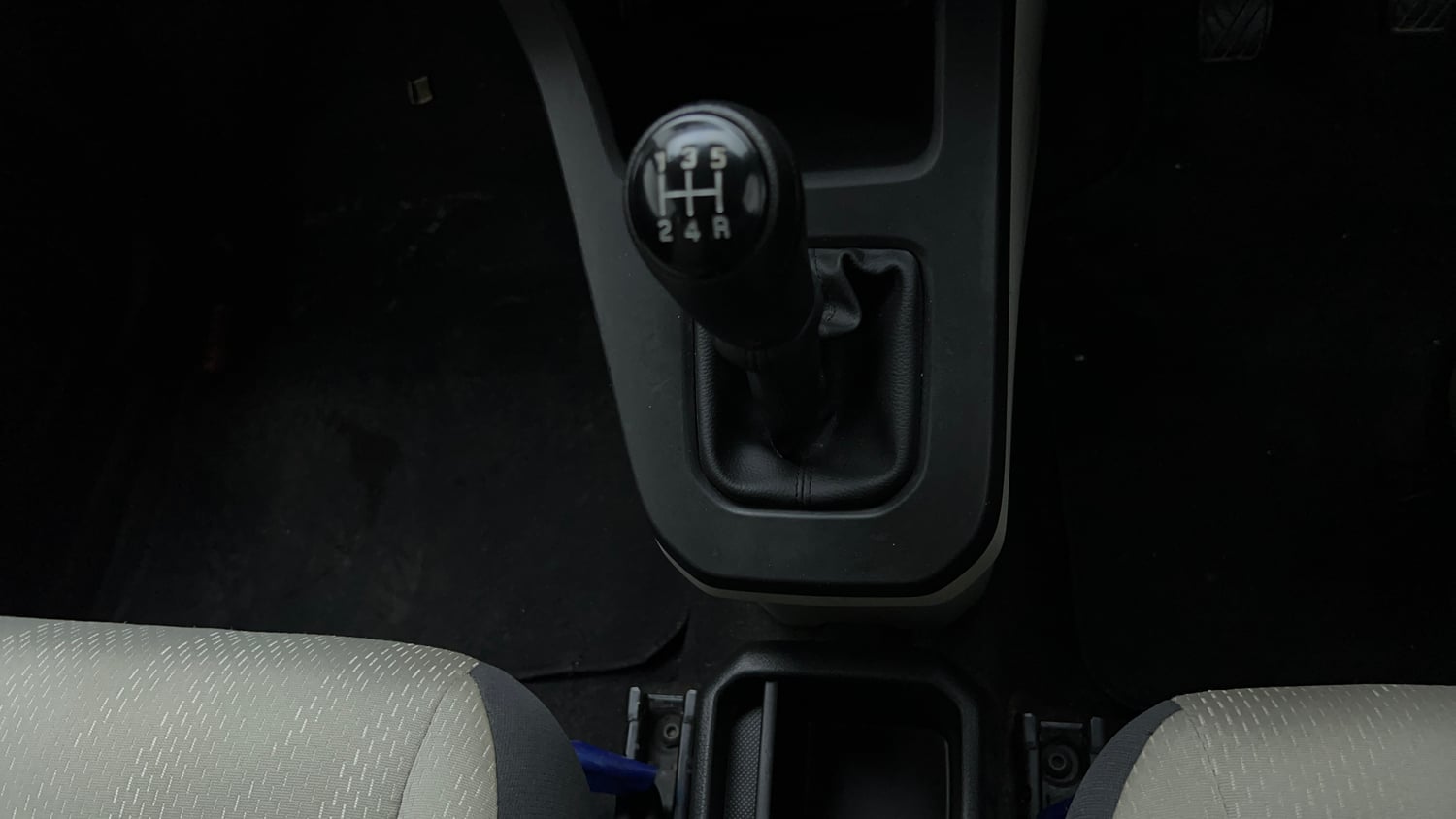 Used 2022 Maruti Suzuki Wagon R VXI 1.0 CNG Cng Manual interior GEAR  KNOB VIEW
